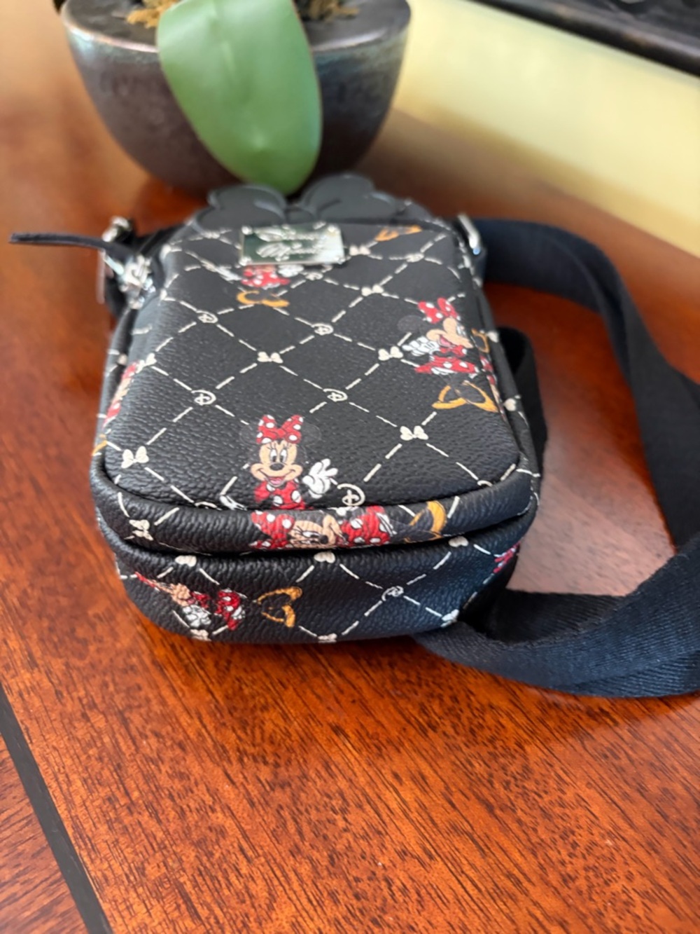 Disney Black Minnie Mouse Print Crossbody with Ears and Bow - Picture 5 of 8